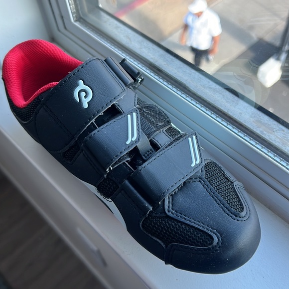 COPY - Peloton size 38 very light worn - Picture 3 of 3